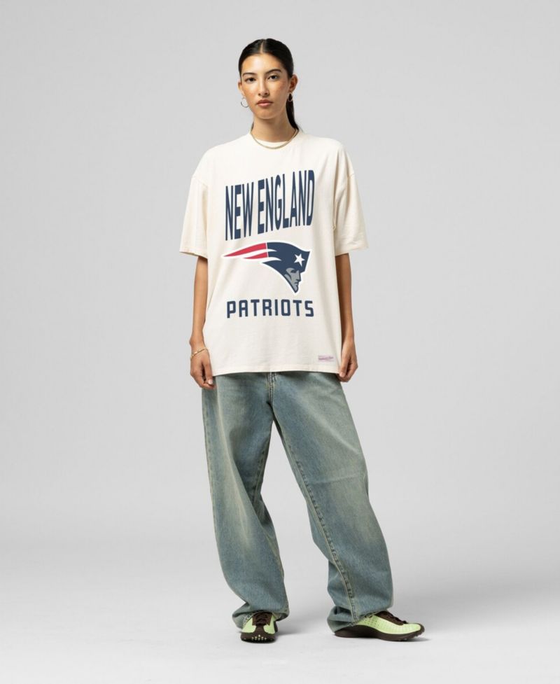 Women's Cream New England Patriots Logo Rise Boyfriend T-Shirt