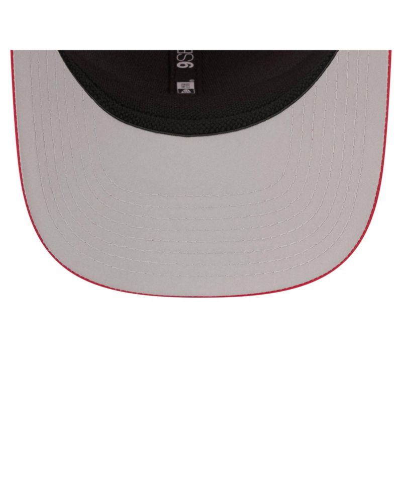 Men's Red Tampa Bay Buccaneers Micro Badge 9SEVENTY Adjustable Hat
