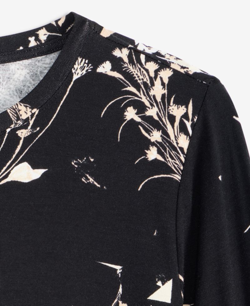 Women's Floral-Print Long-Sleeve Crewneck Top
