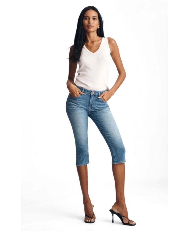 Women's Hilary Mid Rise Capri In Blue Brushed Flex
