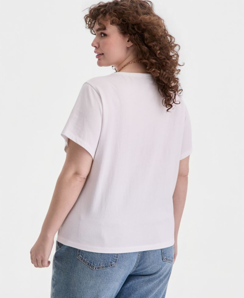 Trendy Plus Size Everyday Pocket T-Shirt