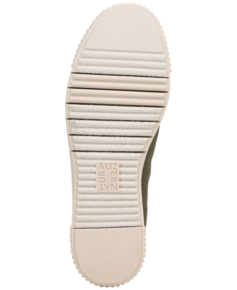 Women's Turner Lace-Up Round Toe Sneakers