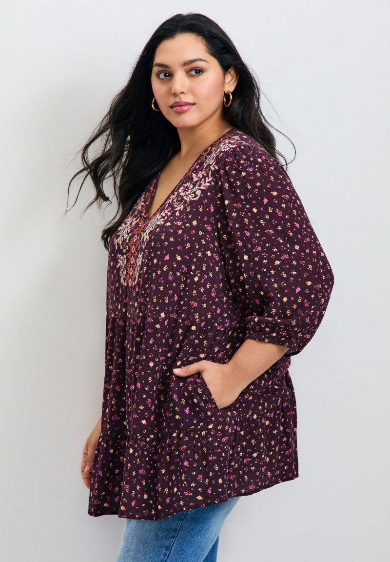 Women's Plus Size Ditsy Embroidered Tunic