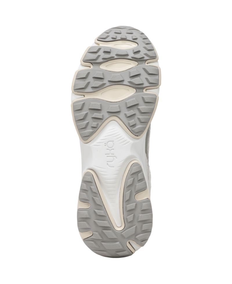 Women's Devotion X TR 2 Lifestyle Sneakers