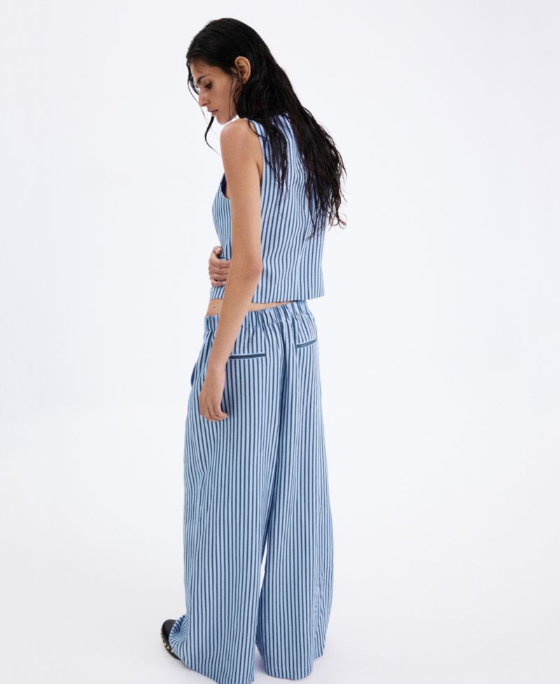 Women's Striped Flowy Wide-Leg Pleated Pants