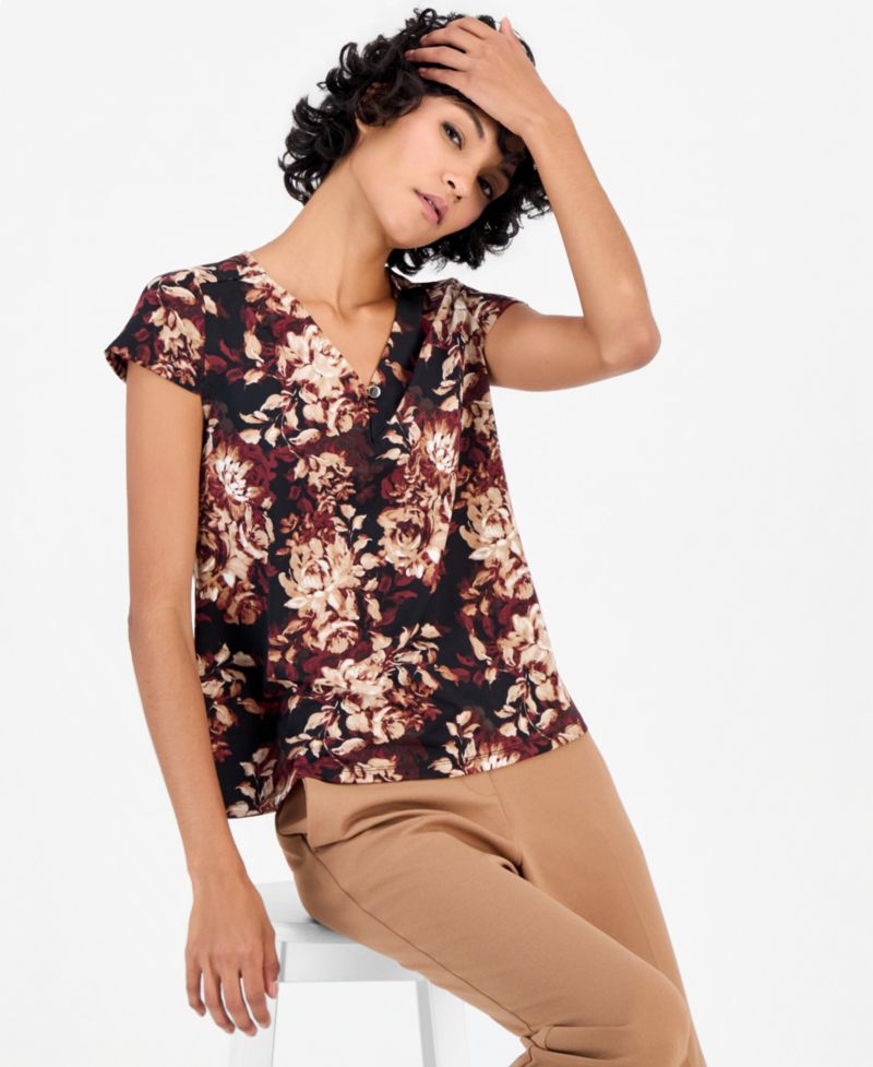 Petites Cap-Sleeve Pleated V-Neck Blouse