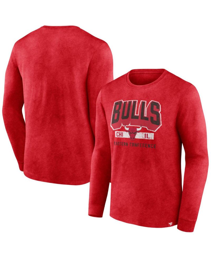 Men's Heather Red Distressed Chicago Bulls Front Court Press Snow Wash Long Sleeve T-shirt