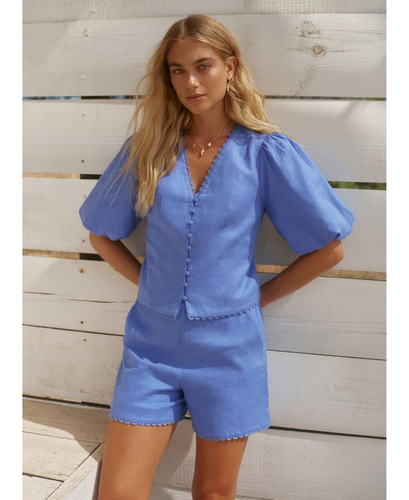 Women's V-Neck Short Puff-Sleeve Scalloped Edge Blouse