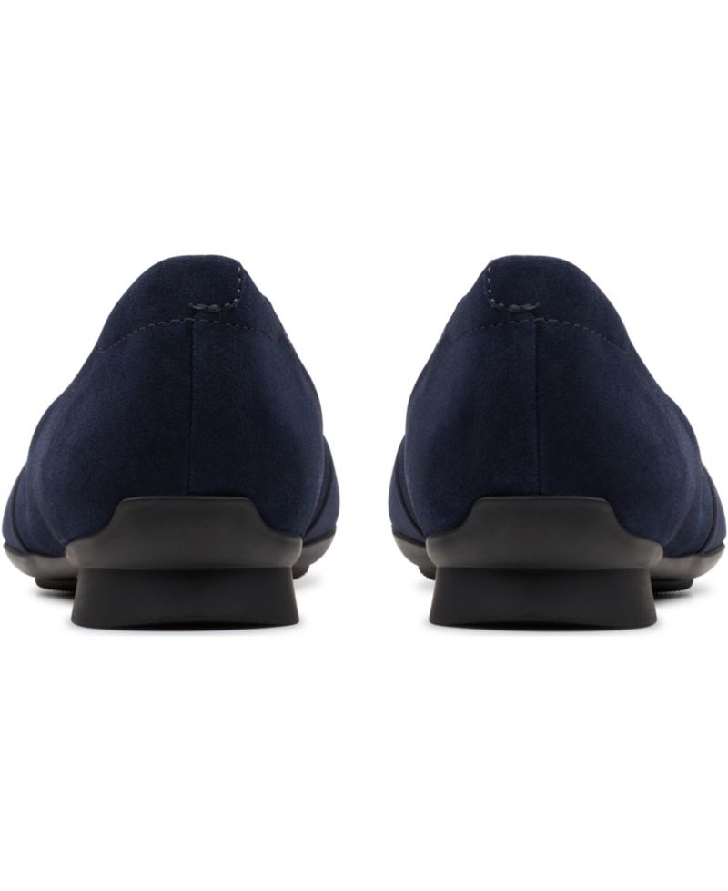 Women's Jazmynn Gem Round Toe Flats