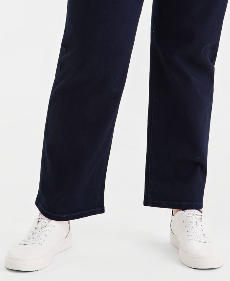 Plus Size Straight-Leg Pull-On Jeans