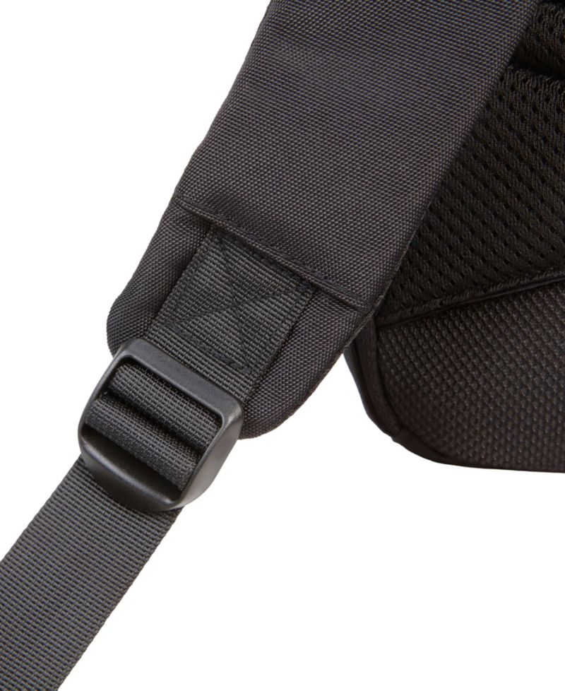 Venturer 18" Backpack