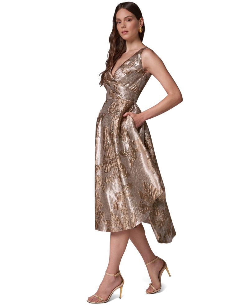 Women's Sleeveless Metallic Jacquard Fit-and-Flare Dress