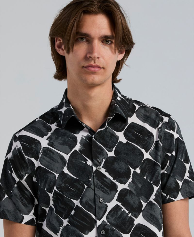 Men's Poplin Abstract Print Short-Sleeve Shirt