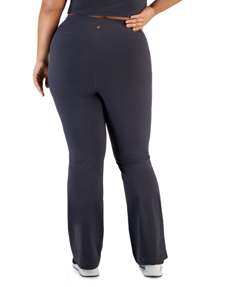 Plus Size High Rise Flared Leggings