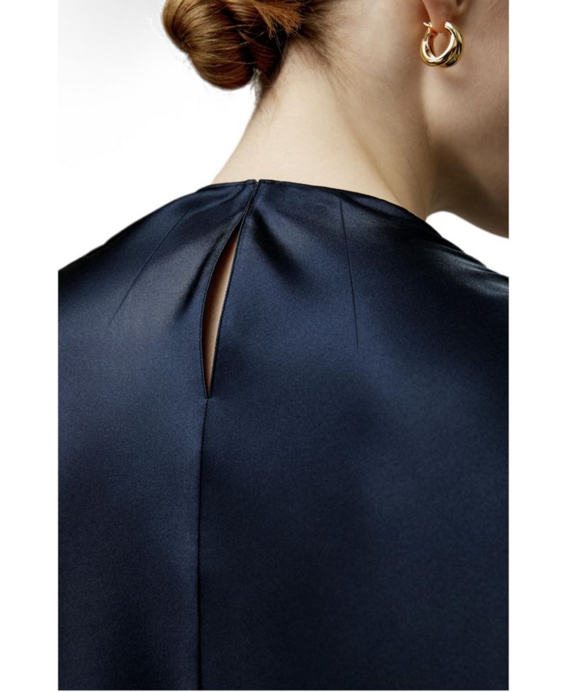 Women's Oblique Wave Silk Blouse