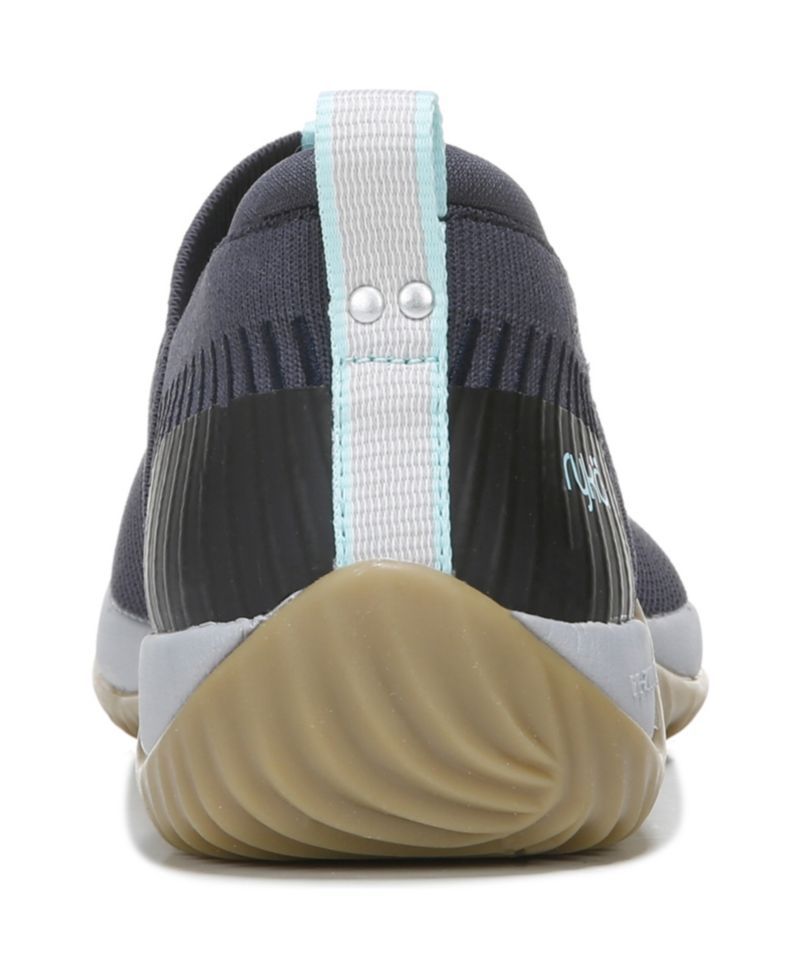Women's Echo Knit Slip On Sneakers