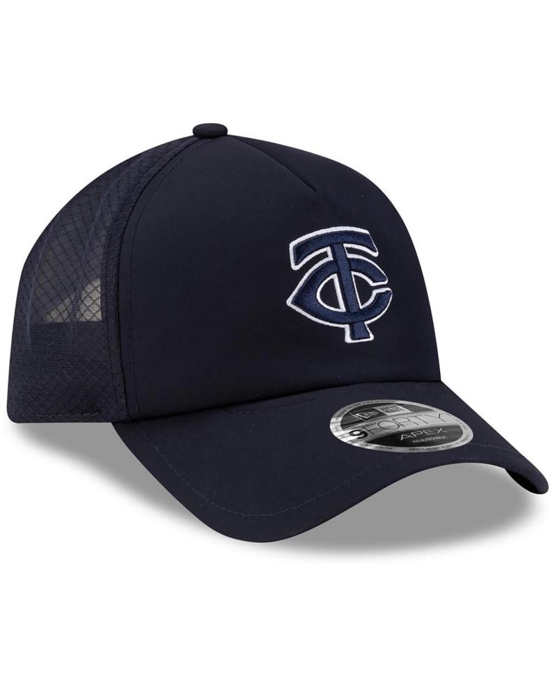 Men's Navy Minnesota Twins 2026 Batting Practice Apex 9FORTY Adjustable Trucker Hat