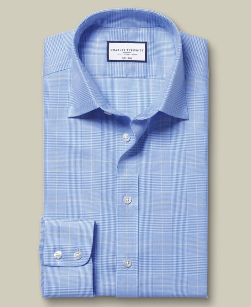 Men's Slim-Fit Spread Collar Dress Shirt