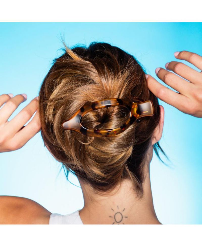 Lay Flat Curved Comfort Clip - Designed for Driving and the Headrest - Hair Accessory for All Hair Types- (2 Pack)