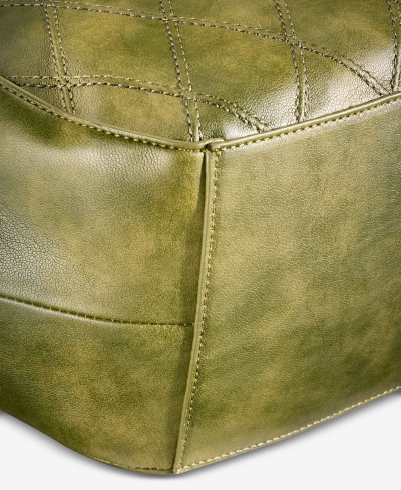 Diamond Quilted 4-Poster Bag