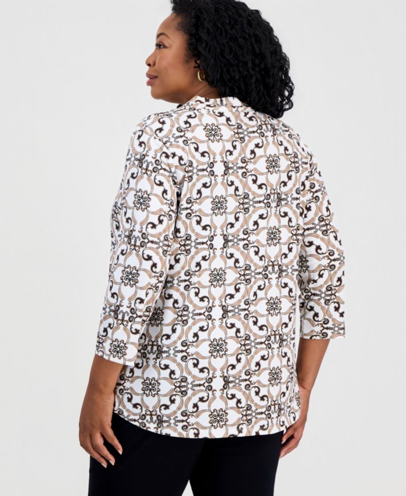 Plus Size Printed 3/4 Sleeve V-Neck Knit Top