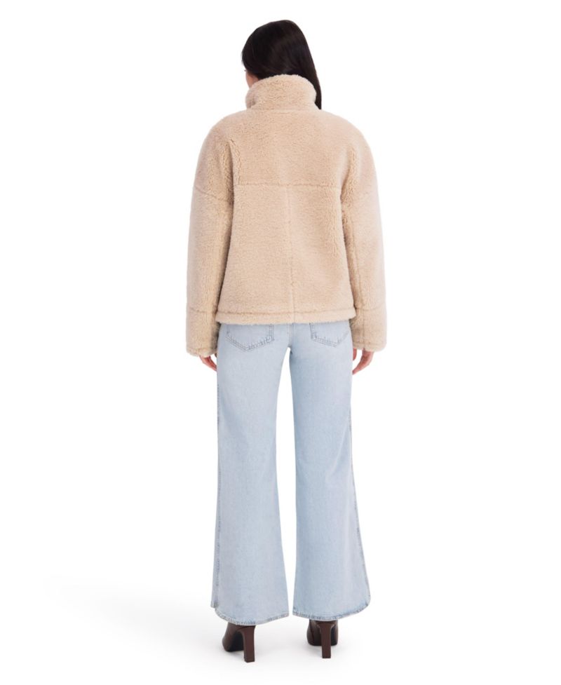 Women's Faux Fur Jacket With Patch Pockets And Funnel Neck