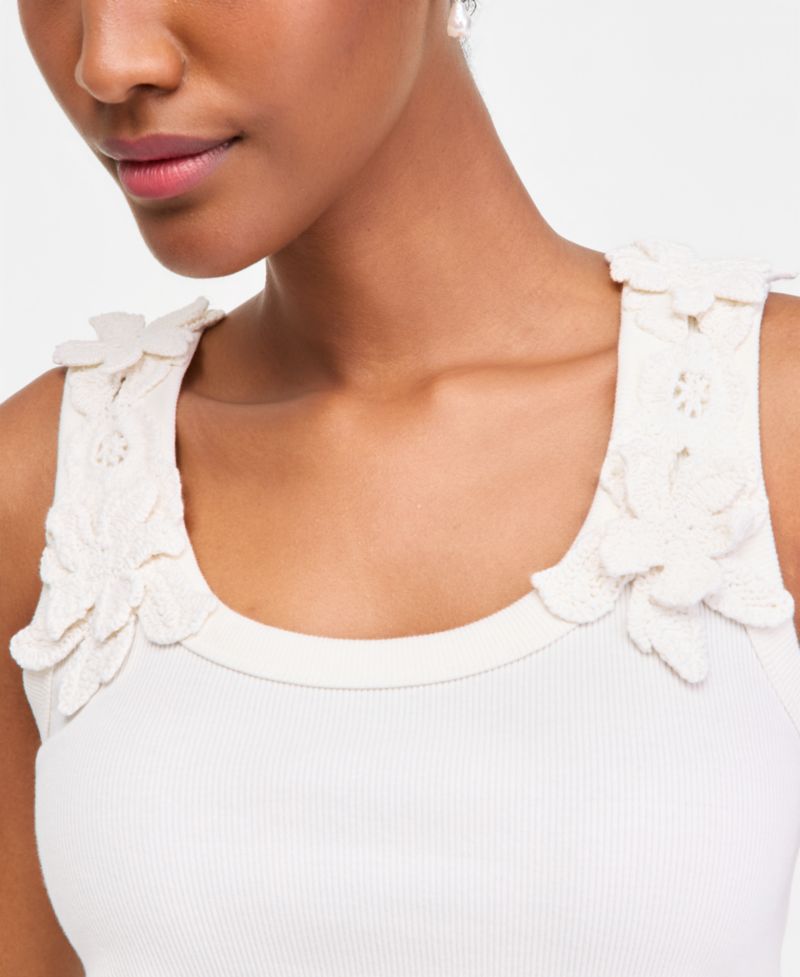 Women's Scoop-Neck Floral Crochet Tank Top