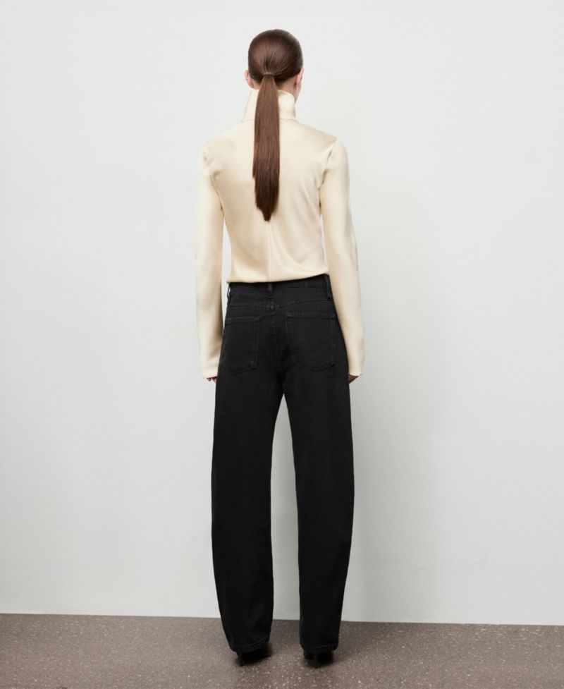 Women's High-Waisted Barrel Jeans