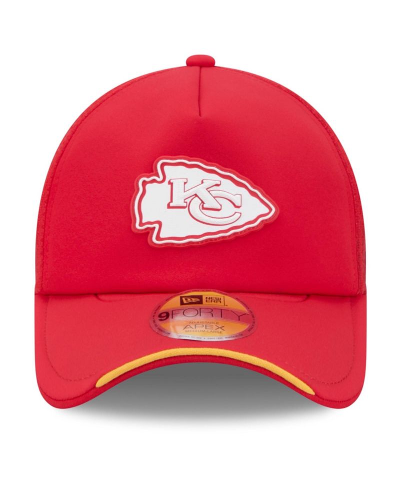 Men's Red Kansas City Chiefs 2026 Sideline Apex 9FORTY Adjustable Trucker Hat