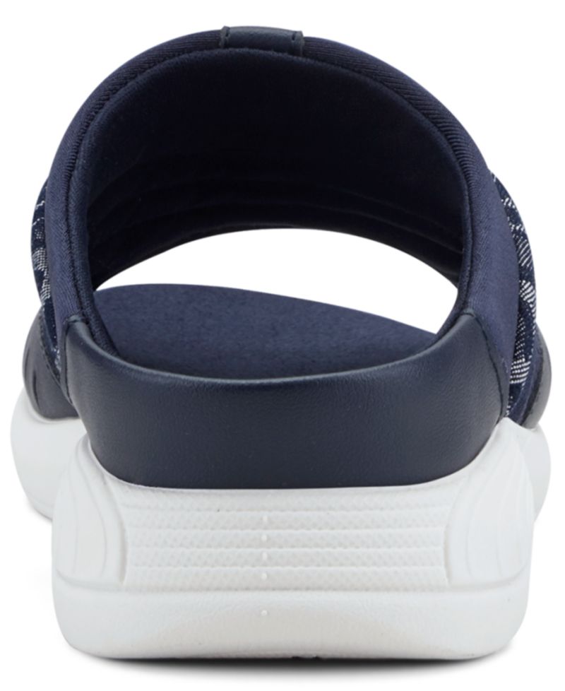 Women's Traciee Lightweight Flat Easy-On Sandals
