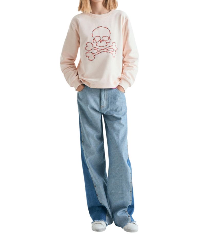 Big Girls embroidered sweatshirt with contrast