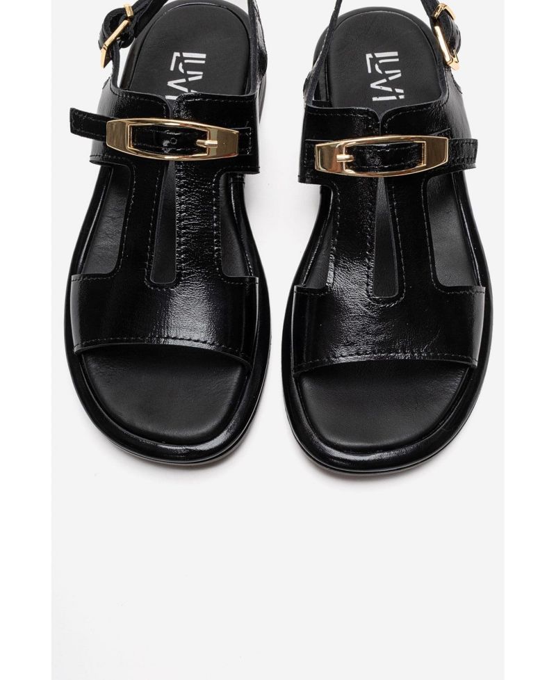 Women's Auren Leather Buckle Sandal