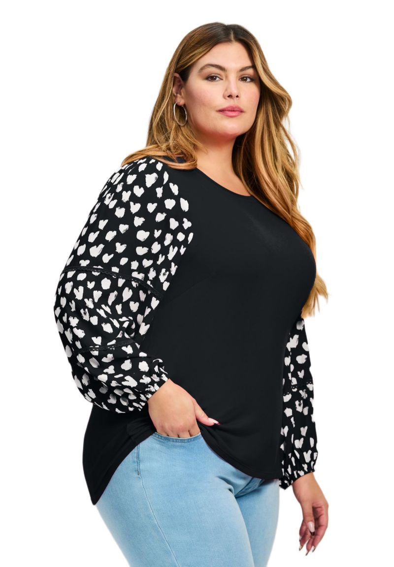 Women's Plus Size Mix Media Heart Sleeve Top