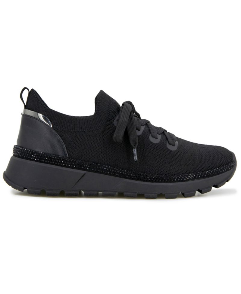 Women's Kuest Sneakers