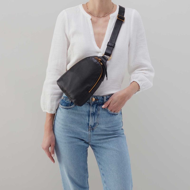 Women's Fern Sling bag .