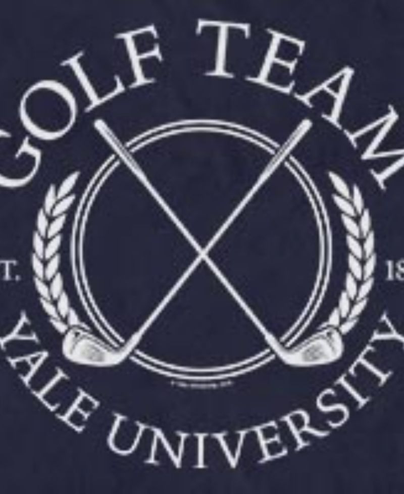 Men's Yale University Golf Team Crossed Clubs Graphic T-Shirt