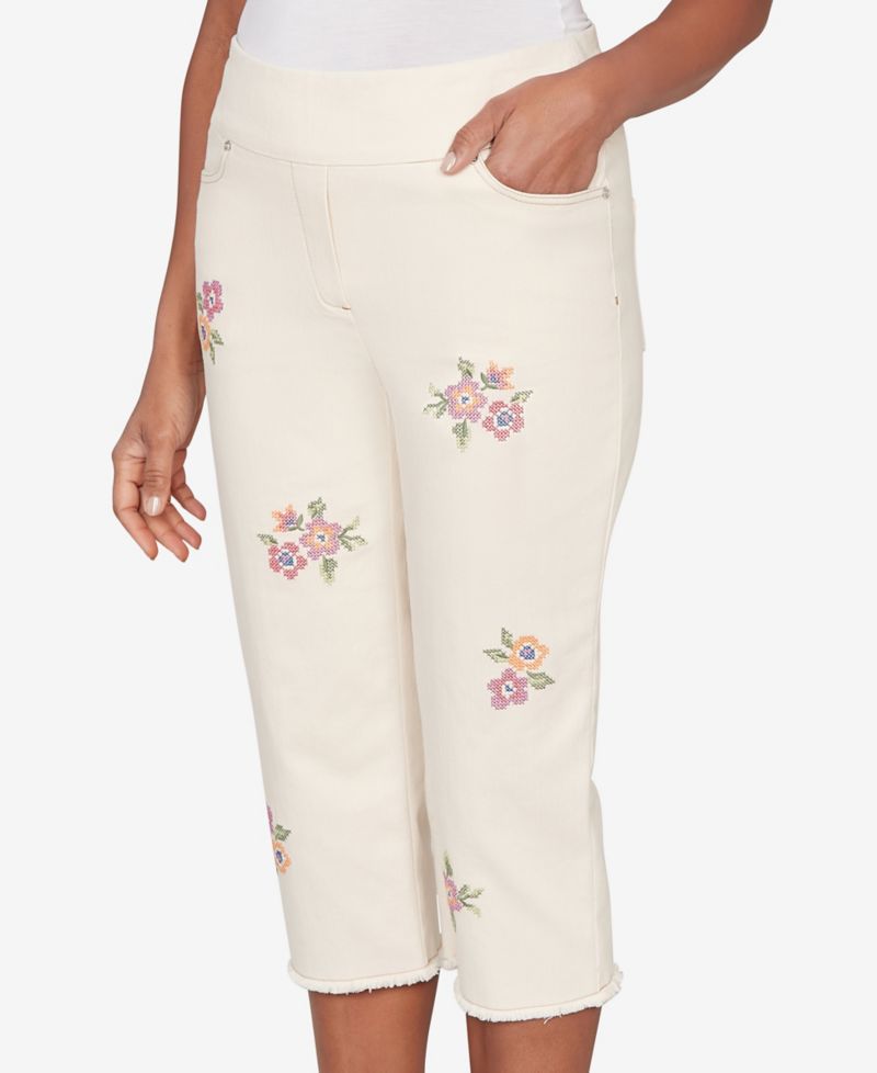 Women's Beachcomber Floral Cross Stitch Super Stretch Denim Capri Jeans