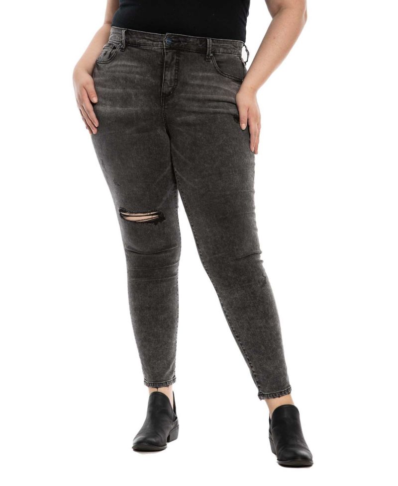 Women's Black denim High Rise Ankle Skinny in 31" inseam - Maliah