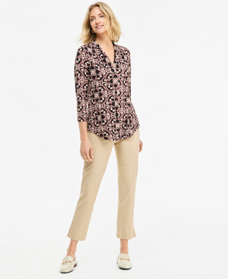 Plus Size Printed 3/4 Sleeve V-Neck Knit Top