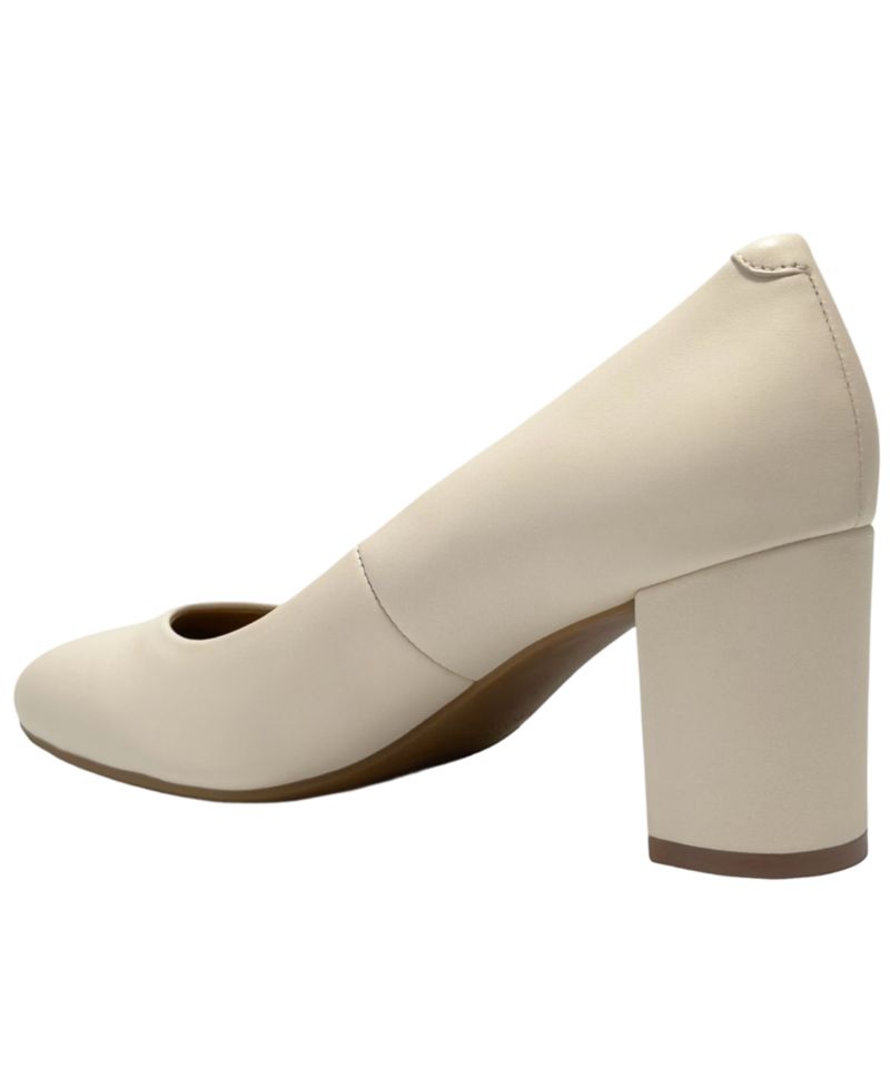 Women's Betsy Pumps
