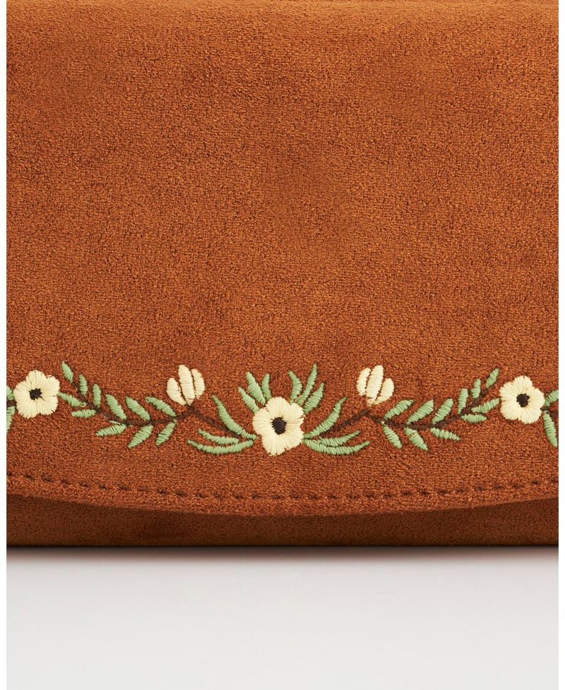 Women's Floral Embroidered Purse