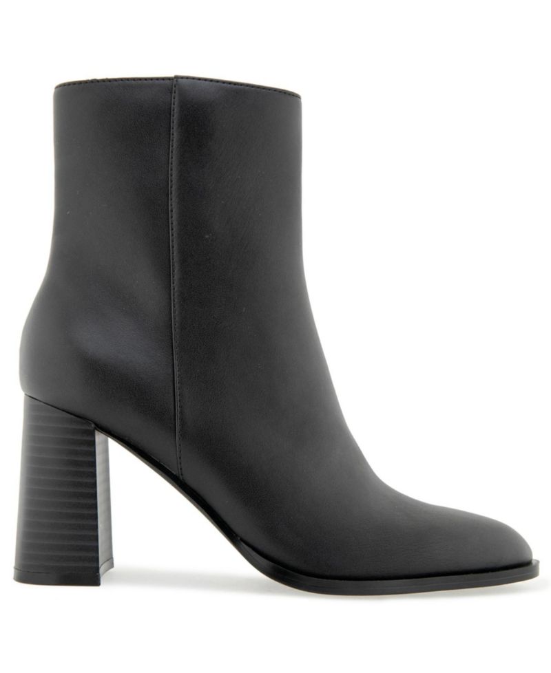 Women's Weyton Block Heel Bootie