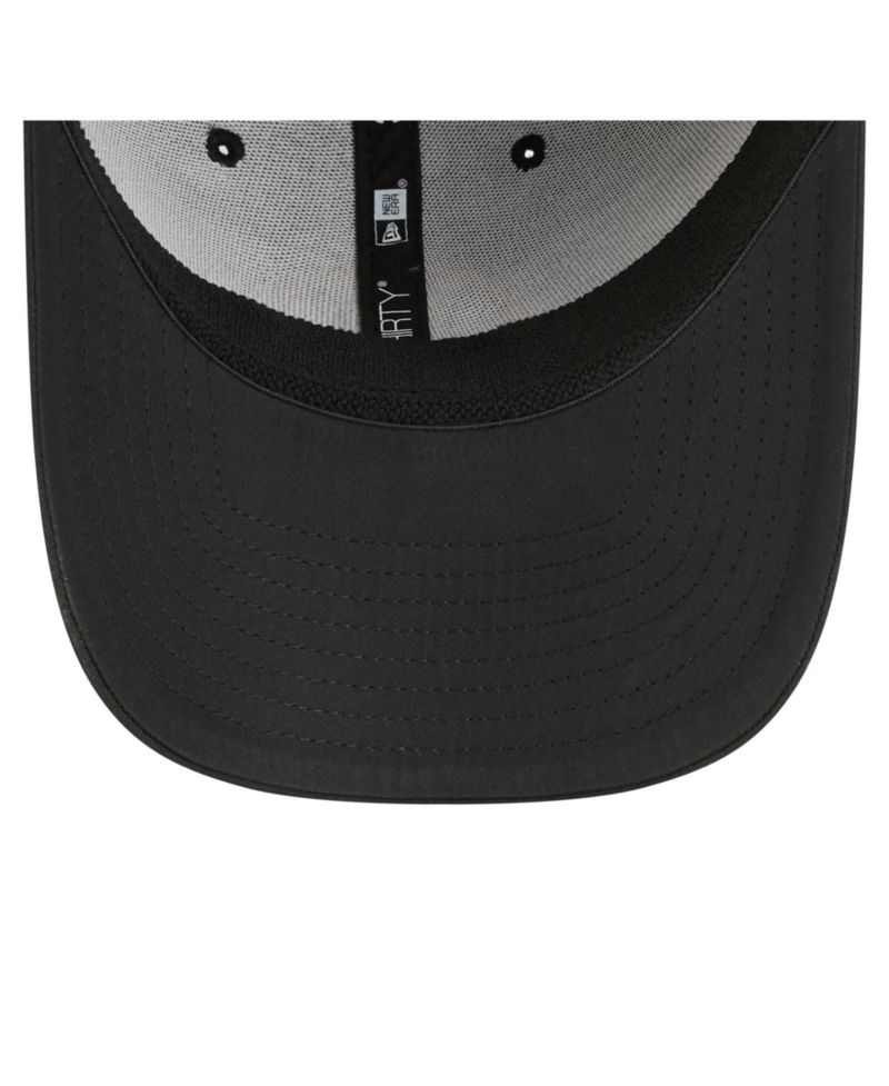 Men's Black Boston Bruins Logo 39THIRTY Flex Hat
