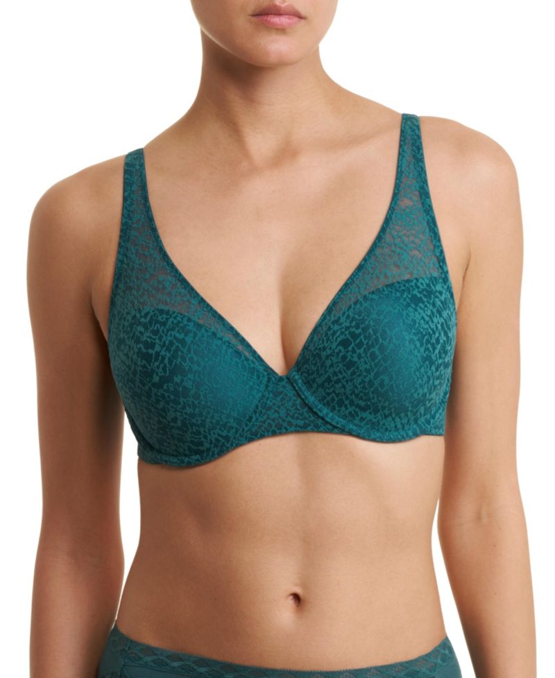 Pretty Smooth Lacey Fuller Coverage Molded Cups Adjustable Straps T-Shirt Bra