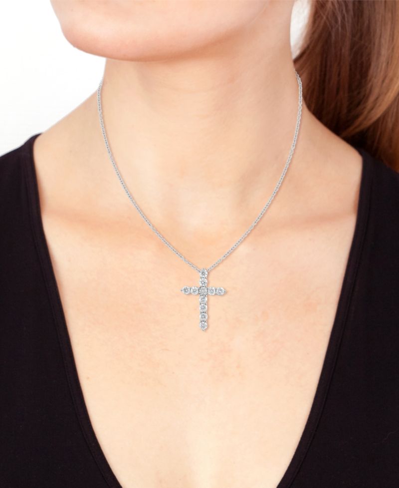 Diamond Pendant Necklace (3/4 ct. t.w.) in 14k White Gold