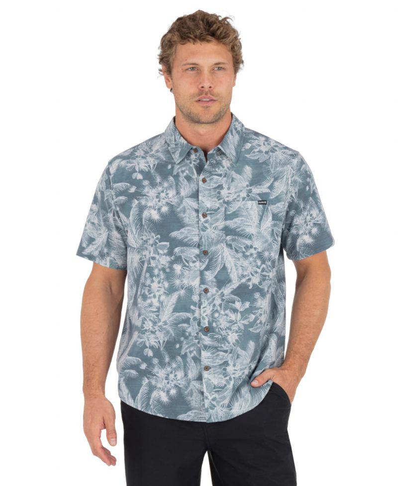 Men's Classic-Fit Point Collar Shirt