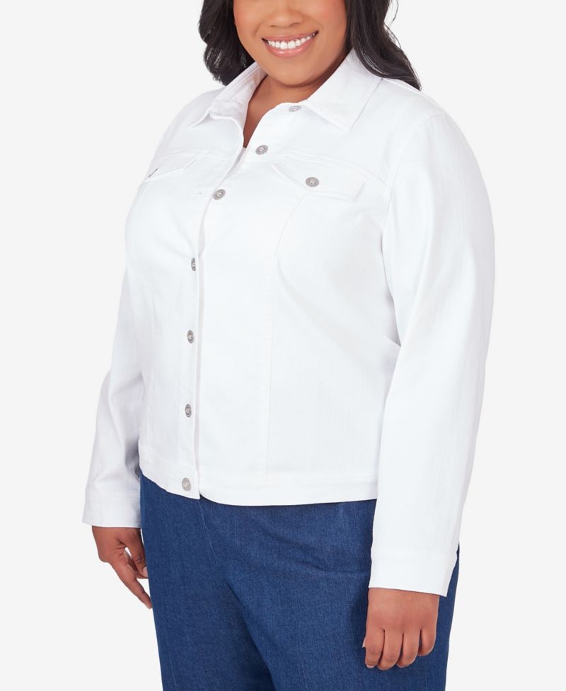 Plus Size Classic Fit Denim Jacket