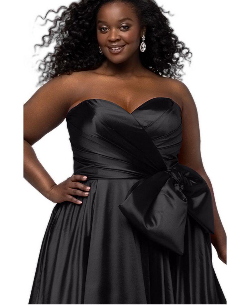 Plus Size Take a Bow Strapless A-Line Sweetheart Satin Gown