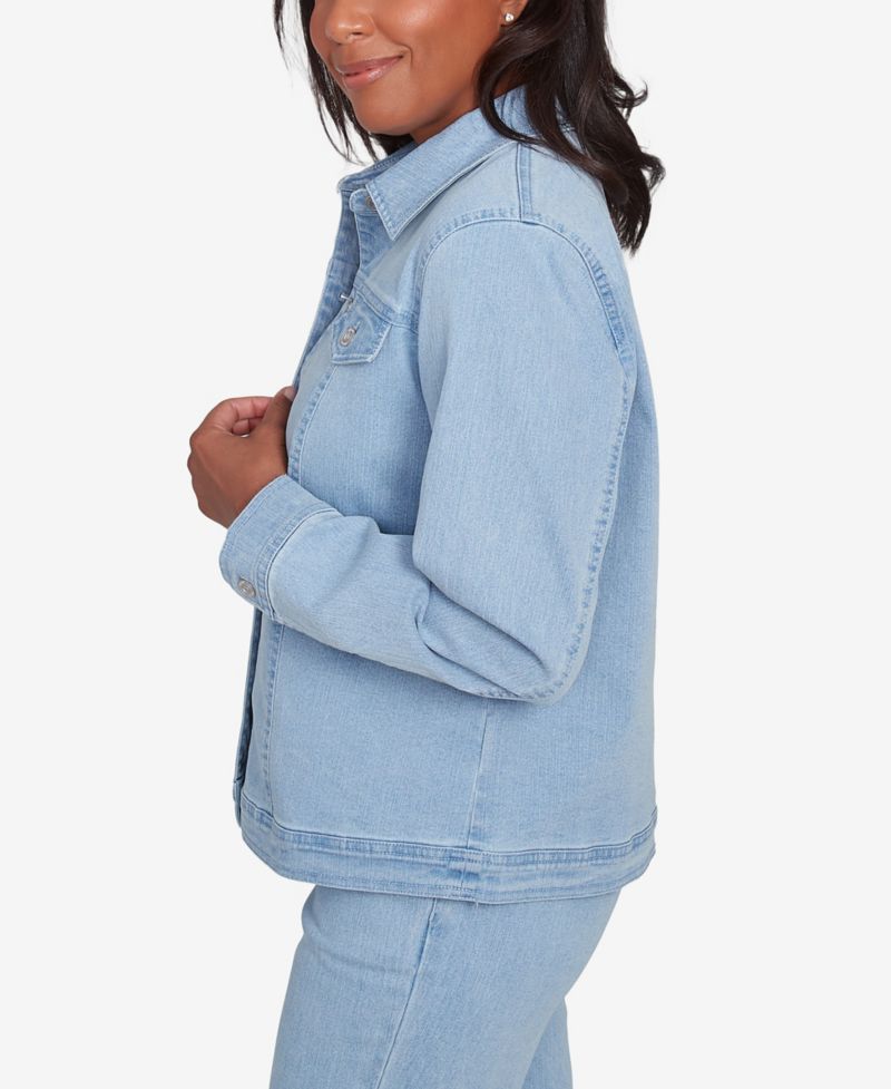 Women's Classic Fit Denim Jacket