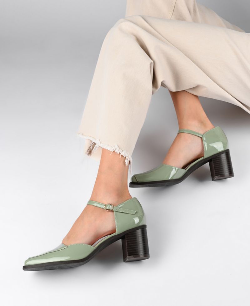 Women's Evangeline Block Heel Square Toe Pumps
